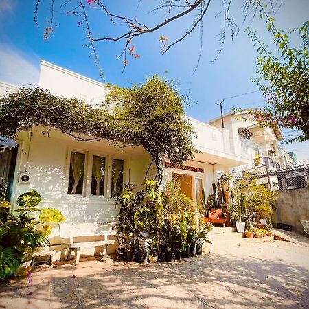 Hat De Homestay Da Lat Buitenkant foto